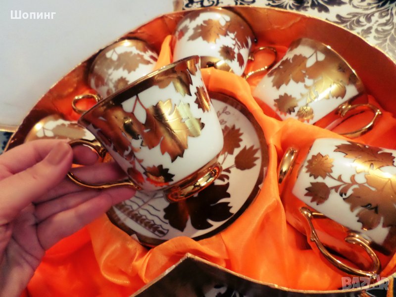 Луксозен порцеланов сервиз (6 чаши, чинии, златен), снимка 1