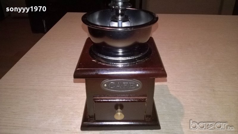 ретро мелница-15х10х10см-внос франция, снимка 1