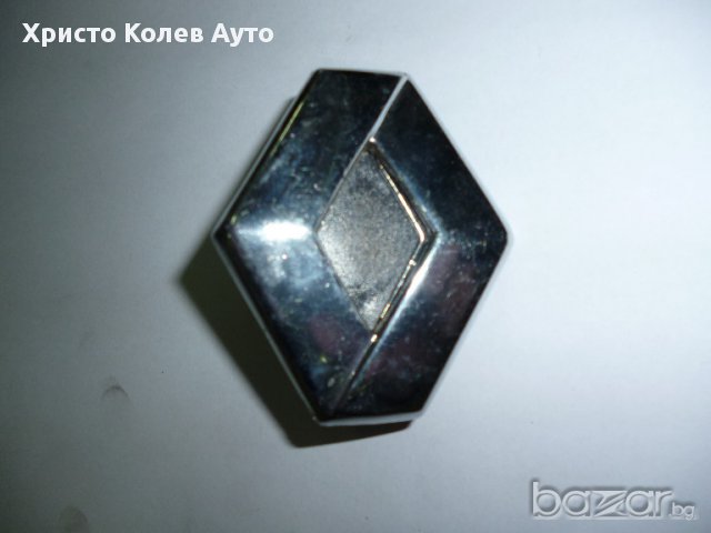 Емблема предна Renault 9