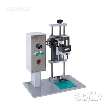 Полуавтоматична затваряща машина за стъклени буркани с туист оф капачка