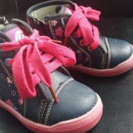 Детски обувки, снимка 1 - Детски маратонки - 16048894