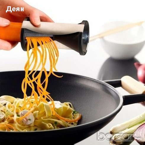 GEFU Уред за правене на спирали от плодове и зеленчуци, снимка 1