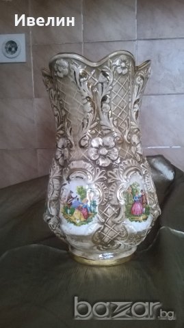 барокова ваза от порцелан