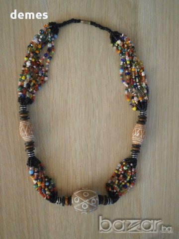 Традиционен африкански гердан-комбинация от пясъчна мъниста и теракота, снимка 6 - Колиета, медальони, синджири - 17601423