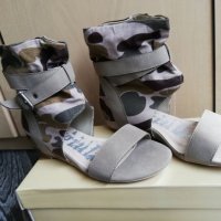 Нови Дамски сандали тип ботуши /боти камуфлаж - 38 и 39 номер, снимка 3 - Сандали - 25021552