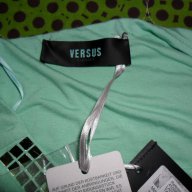 Намаление! Versus by Versace 100 % оригинален топ IT 42, снимка 2 - Потници - 11432108