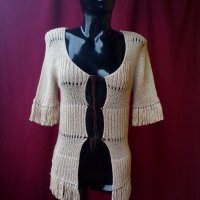 Бежова плетена жилетка с ресни с връзки М, снимка 1 - Жилетки - 21230887