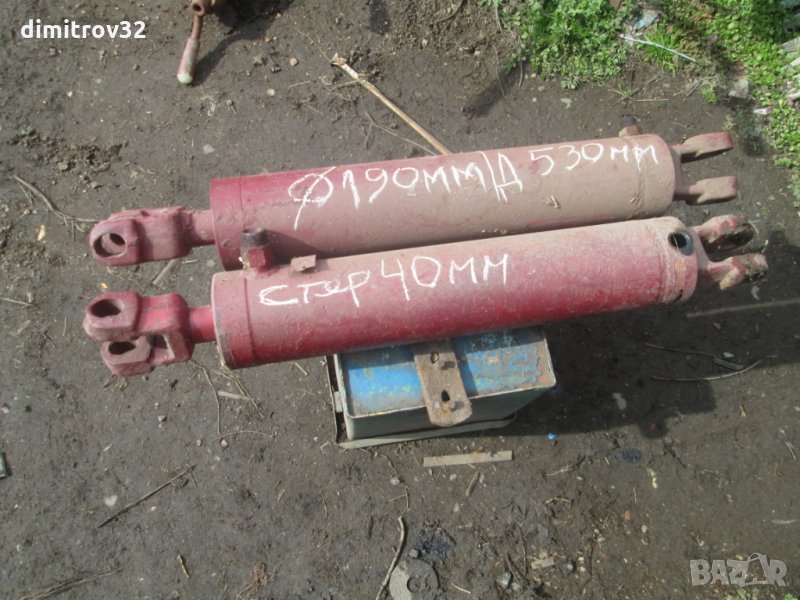 Бутилки 2 броя, снимка 1