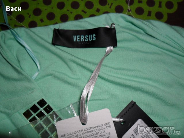 Намаление! Versus by Versace 100 % оригинален топ IT 42, снимка 2 - Потници - 11432108