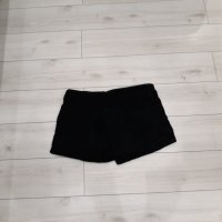 Черни къси дънкови панталонки марка Terranova , снимка 2 - Къси панталони и бермуди - 23841828