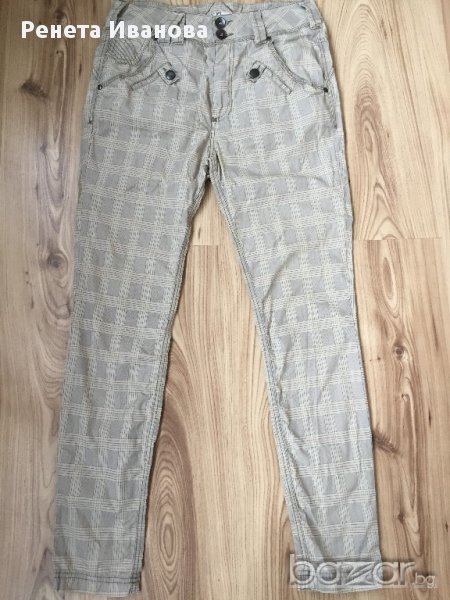 Дамски панталон PULL&BEAR оригинал, size 36, нежно каре, като НОВ, снимка 1