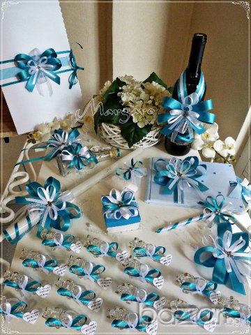 Комплект за кръщене и подаръчета в светло синьо и тюркоаз с кръстче, снимка 1 - Подаръци за кръщене - 16620017