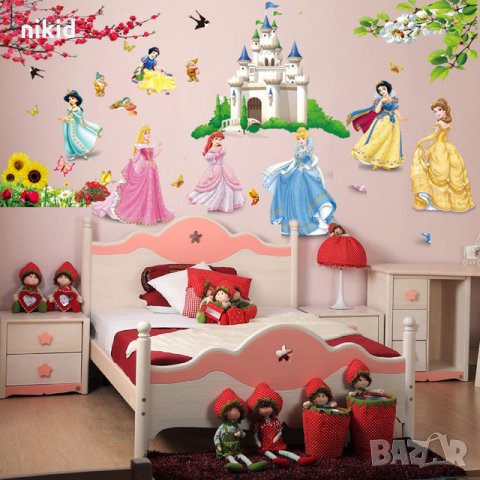 Замъка на всички принцеси Снежанка Ариел Белл стикер лепенка за стена мебел детска стая
