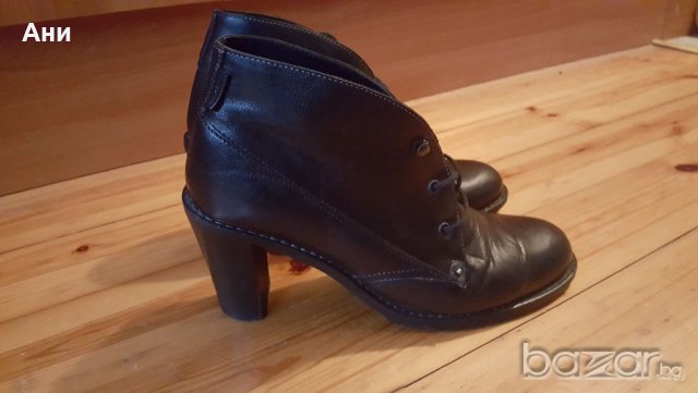 Обувки levi's 39номер