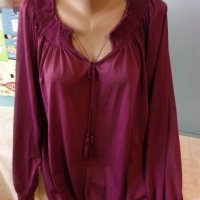 Червена блуза с дълъг ръкав , снимка 1 - Блузи с дълъг ръкав и пуловери - 22079634
