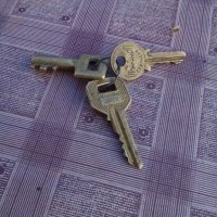 Секретен бронзов ключ, снимка 1 - Антикварни и старинни предмети - 19496131