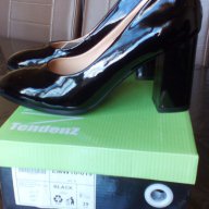 НОВИ елегантни обувки , снимка 1 - Дамски обувки на ток - 17687322