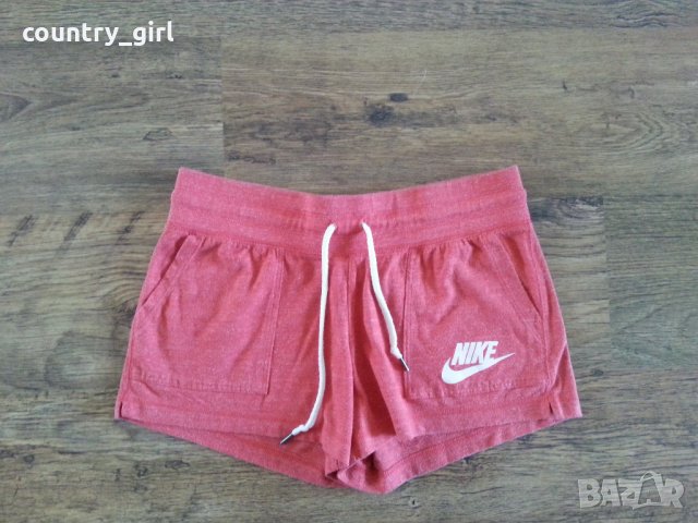 Nike -страхотни дамски къси панталонки, снимка 3 - Къси панталони и бермуди - 21673748