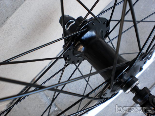 Продавам колела внос от Германия алуминиеви капли Vuelta 26 цола бели с цели лагери за дискови спира, снимка 4 - Части за велосипеди - 9657103