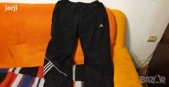 Долница Adidas, снимка 1 - Спортни дрехи, екипи - 26071396