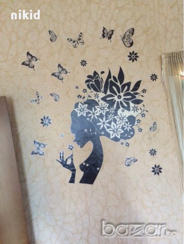 дама с цветя и пеперуди черен стикер лепенка декор за стена и хладилник гардероб врата и др мебел  , снимка 5 - Декорация за дома - 15933465