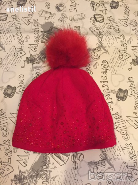 Нова ,красива ,червена шапка, снимка 1