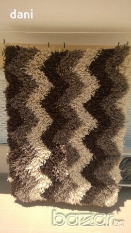 Китеник 100% вълна нов покривало за легло или под 