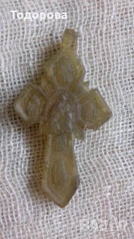 Старинен кръст .