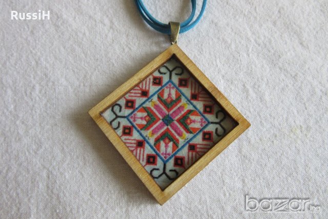 Дървени бижута с българска шевица, снимка 3 - Бижутерийни комплекти - 21426118