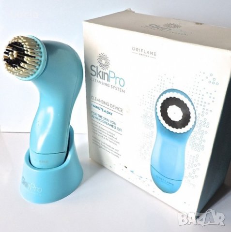 Почистваща система SkinPro Sonic 3 в 1 от Орифлейм, снимка 2 - Козметика за лице - 23588348