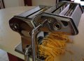 Машина за паста за приготвяне на домашна прясна паста Inox. Нови !