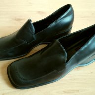Чисто нови обувки VELVET с повдигната пета, снимка 1 - Дамски ежедневни обувки - 11556654