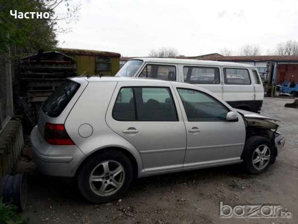 НА ЧАСТИ" Volkswagen Golf 4 1.6 SR 101коня АКЛ, снимка 2 - Автомобили и джипове - 18737518