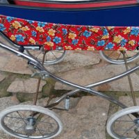 Стара детска количка, снимка 3 - Антикварни и старинни предмети - 24352194