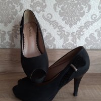  Черни елегантни обувки, снимка 1 - Дамски обувки на ток - 25085349