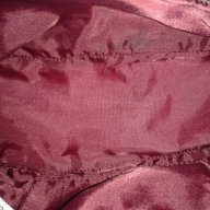 Елегантна дамска чанта във вишнев цвят, снимка 3 - Чанти - 11695119