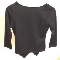Черна блуза, снимка 3 - Блузи с дълъг ръкав и пуловери - 25991173