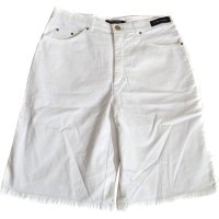 Betty Barclay Jeans дамски бермуди бели , снимка 1 - Къси панталони и бермуди - 21722607