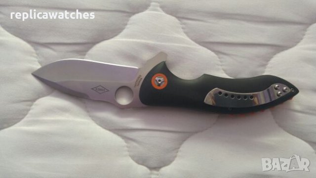 фолдинг нож Spyderco стомана CPM-S30V, снимка 3 - Ножове - 24594144