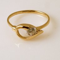 златен пръстен с циркон -КАПЧИЦА- 1.51 гр/ размер №52, снимка 5 - Пръстени - 17044511