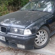  BMW 320 i на части., снимка 1 - Автомобили и джипове - 15678325