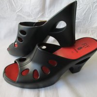 FLY LONDON черни дамски чехли на пкатформа, нови, с етикет, , снимка 1 - Чехли - 24267376