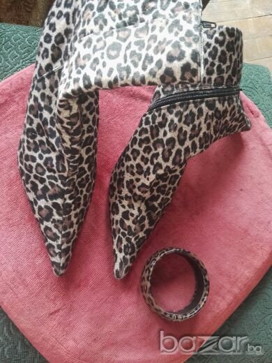 Боти с леопардов принт и ток39номер+ПОДАРЪК гривна в леопардов принт, снимка 1