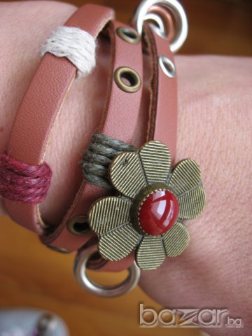 Оригинална винтидж гривна, снимка 2 - Гривни - 6429581