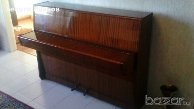 Продавам пиано „Петроф” в перфектно – отлично състояние, снимка 2 - Пиана - 18350529