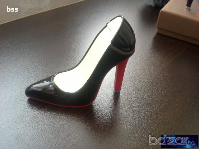 Запалка във формата на дамска обувка, снимка 5 - Запалки - 7384844