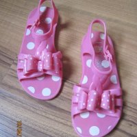 Next - силиконови сандали, снимка 5 - Детски сандали и чехли - 21321657