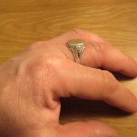 Стар мъжки сребърен пръстен с  чиста плочка и красива ръчна изработка . Солидна красива р, снимка 1 - Пръстени - 24685981