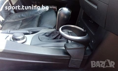 Поставка за чаши за BMW E60 / E61 - до скоростния лост, снимка 1