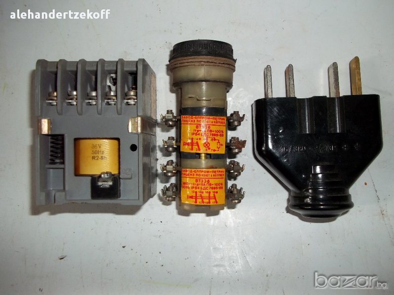 Контактор контактори термична защита защити трифазни щепсели звънчев бутон, снимка 1